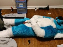 Fizzy tortures his balls with a robospanker - Screenshot 13 of 16 - Yiff