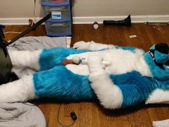 Fizzy tortures his balls with a robospanker - Screenshot 6 of 16 - Furry