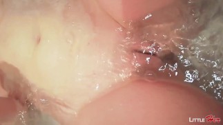 恋人洗个热水澡-剃光猫水下玩