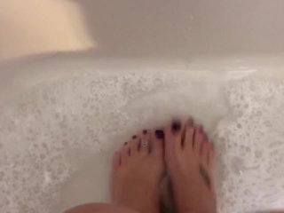 pov, wet feet, toes, milf