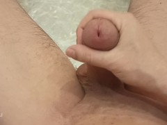 мастурбирует в ванной и кончает (Эпизод 2) - Screenshot 5 of 16 - Big Cocks