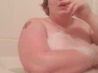 Beautiful Bbw Blazin in the Bubble Bath