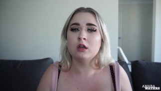 Mehrfachniesen aus nächster Nähe ANHÄNGER