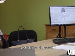VIP4K. Inga ama l'arte ma dovrebbe scopare duramente per