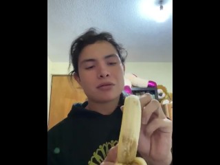 Shemale Banana Blowjob