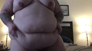 Fat belly and ass shaking