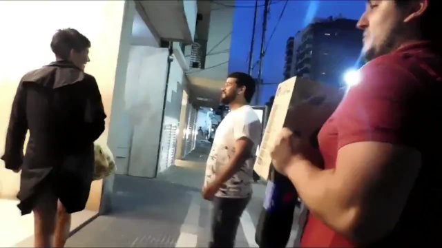 Watch Bondage Video:esposa ninfomana ,va al super en plena pandemmia y se trae a dos tipos 1