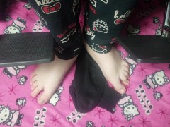 Foot Fetish: Wiggle Your Toes Ad Nauseum Til Orgasm. - Screenshot 16 of 16 - Feet