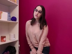 Will I undress? (Preview) - Screenshot 14 of 16 - Purplehailstorm