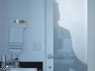 DarkX - Sexy Keira Croft Teaches Her Man What's Important screenshot number 1