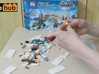 Building a cool Lego Arctic set (fast speed)