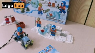 Building a cool Lego Arctic set (fast speed)