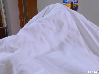 She gives a great blowjob and in response gets cum in her mouth screenshot number 0
