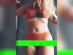 Plus size model dancing  - Screenshot 1 of 16 - Plussize