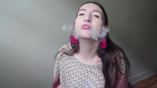 Inhaleren 24 rookfetisj door Gypsy Dolores