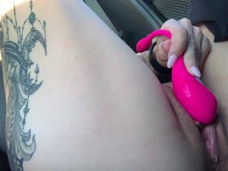 outside, tattooed women, masturbate, creamy masturbation