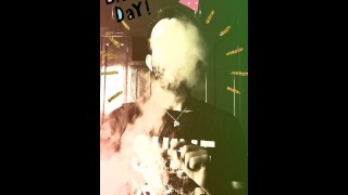 JUSTforFANS - Ethan Haze - 私の30歳の誕生日にメス雲を吹く!