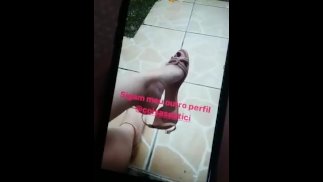 @tici_feet IG tici_feet tici 在我的手机里踩我的脚