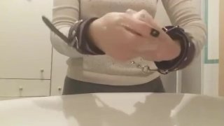 #SCRUBHUBコンテスト-Mistressダークシャインは手錠をかけられて手を洗う