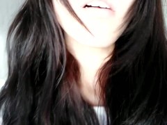 Preview Giantess stomp on you and kiss you