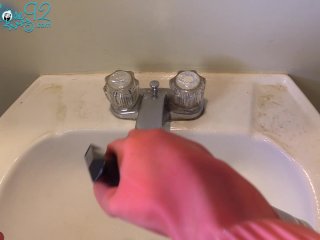 MILF_Uses Protection Before Getting Dirty