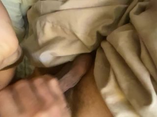 [POV]quick jerkoff before breakfast n workout