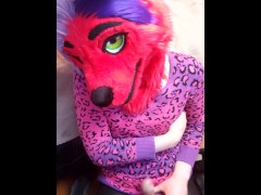 Fox Girl Shoots Load in Condom!!!