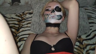 Секс на Хэллоуин в масках. Моя девушка-подросток ГОРЯЧИЙ настоящий оргазм. 60 кадров в секунду. 1080.