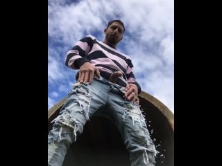 vertical video, french, fetish, pissing