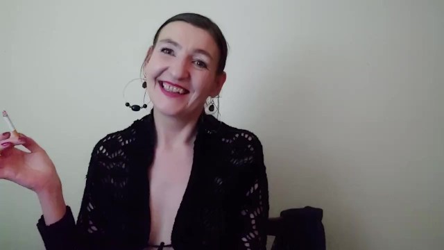 INHALE 25 Smoking Fetish от Gypsy Dolores (вы соскучились по мне?)