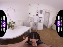 TmwVRnet - Tiny Tina - Meet my friend and his dick - Screenshot 5 of 16 - Reality