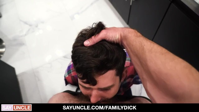 ❤️muscle Step Dad Teaches his Boy to Suck Dick