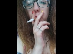 Rainbow SharkKy Hits A Ciggy