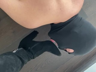 Lèche Mes Bottes !