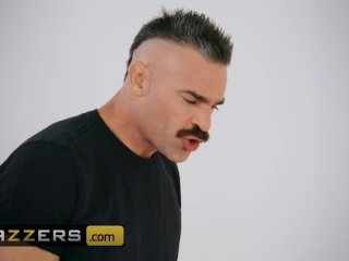 Brazzers - Robocock Charles Dera Investigates Zanna Blue Pussy screenshot number 1