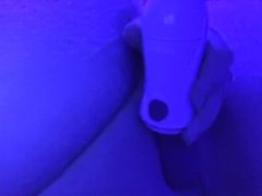 Blue light play - Screenshot 11 of 16 - Sex Toy Testing