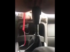 Мастурбирование вагины с помощью автомобильной ручки переключения передач - Screenshot 2 of 16 - Kink