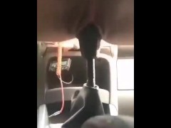 Мастурбирование вагины с помощью автомобильной ручки переключения передач - Screenshot 7 of 16 - Kink