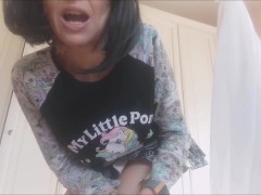 matrigna, sei unica nel succhiare ma troppo scoreggiona - Screenshot 9 of 16 - Ass
