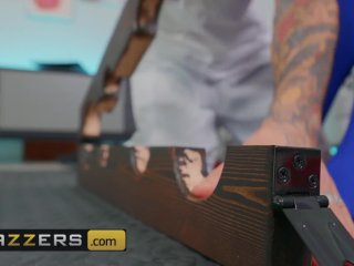 Brazzers - babe Ana Foxxx oiled up & fucked in the ass screenshot number 1