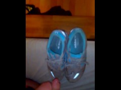 Cum on the Sneaker of my stepsister