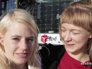 Auf einer Fahrt mit dem Ersties Zug