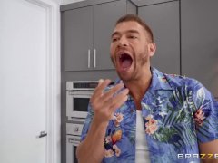 Video Brazzers:Party Like A Finger's Up Your trailer