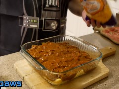 b0ypaws Cooking Tutorial: Chili Cheese Dog Cobbler