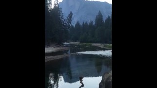 Badass mager dompelen, klif springen in Yosemite National park