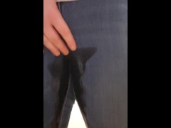 Wet pants  - Screenshot 4 of 16 - Pee On Floor