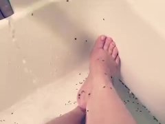 Bath time - Screenshot 16 of 16 - Foot Fetish