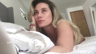 en la cama desnuda - ANDREA GARCIA