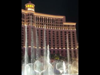 Beautiful Italian anal fucked in Vegas by Manuel Ferrara - MySexMobile screenshot number 1