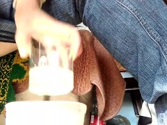 Put your face here - Screenshot 15 of 16 - Milf Pissing